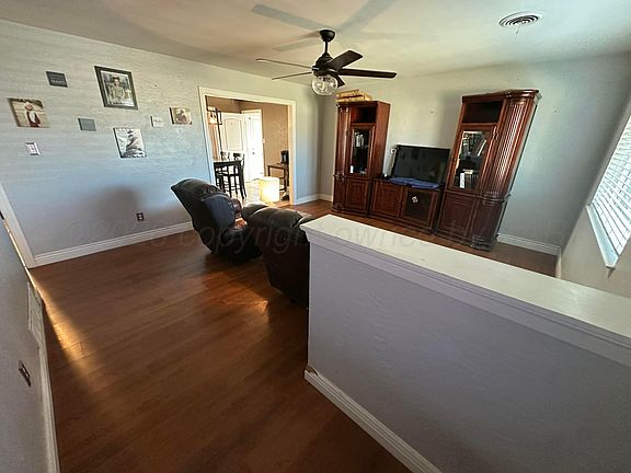 3rd image of 302 Arroyo Verde Dr