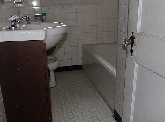 5th image of 2321 6th St