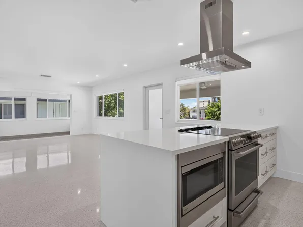 3216 Colony Club Rd APT 2, Pompano Beach, FL 33062