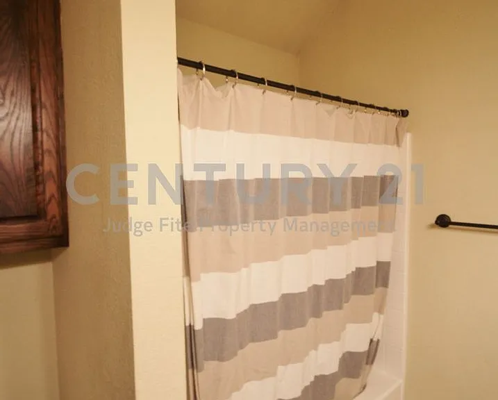 2610 Tall Meadows Dr — Photo 27