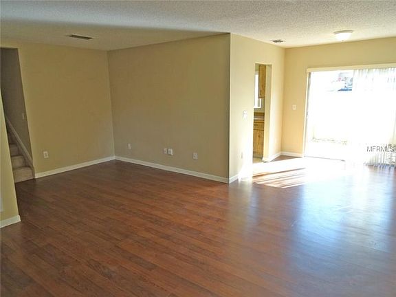 5th image of 11818 Oldegrove Pl