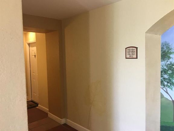 3rd image of 630 Sapodilla Ave #513