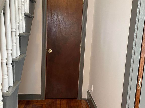 3rd image of 18 Darte Ave
