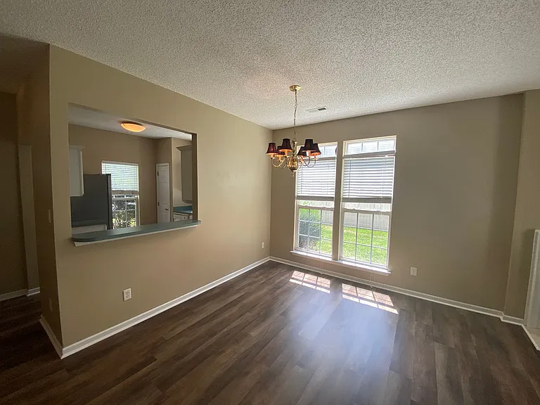 5422 Waverly Lynn Ln — Photo 9