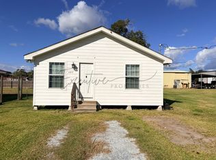 423 Broussard Ln, Lake Charles, LA 70607