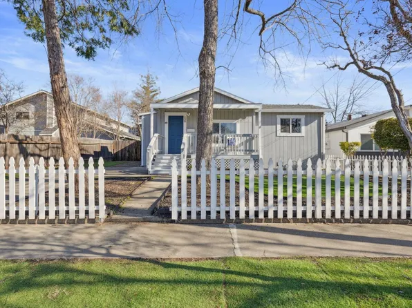 138 Birch St, Roseville, CA 95678