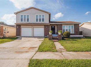 3824 Burntwood Dr, Harvey, LA 70058