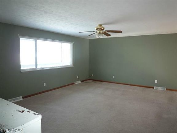 4th image of 360 Craggy Creek Dr