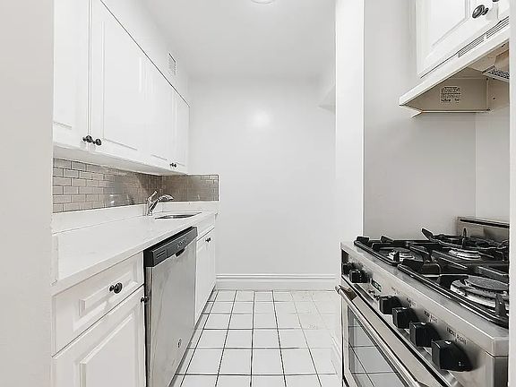 4th image of 154 W 70th St APT 5G