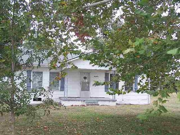 2nd image of 3893 Farm Road 196