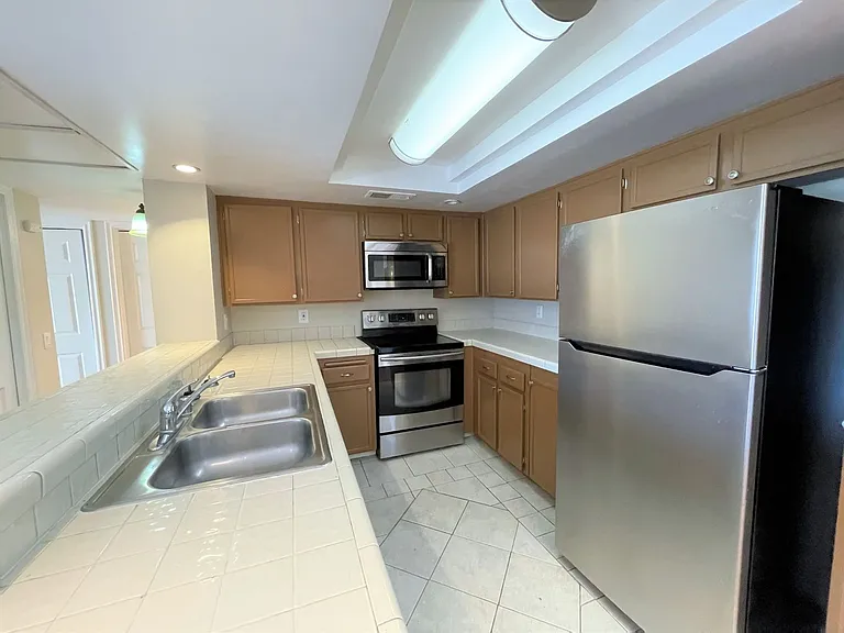 5885 El Cajon Blvd #216 — Photo 2