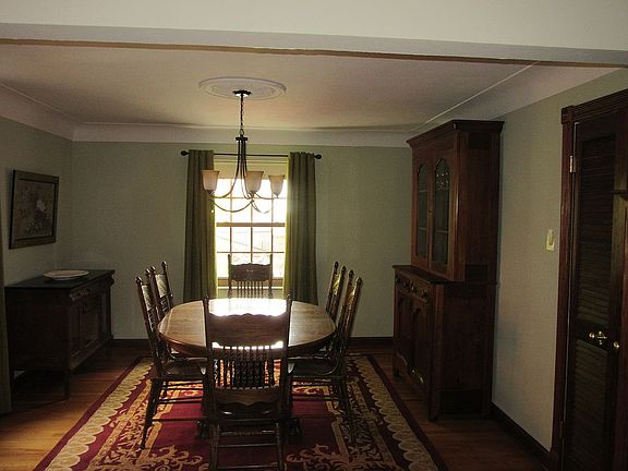 5th image of 6517 Loran St