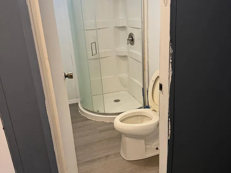 427 Skyline Dr — Photo 3