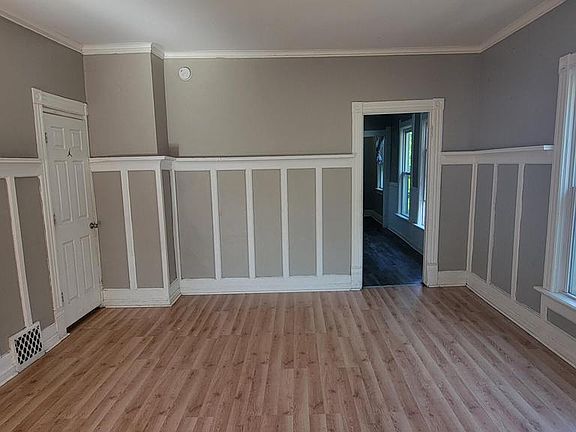 2nd image of 1832 N 29th STREET #1834