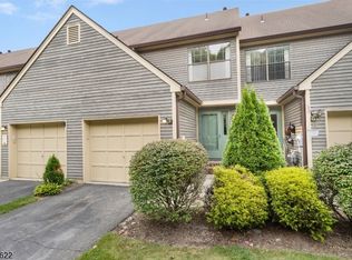 58 Bunker Hill Rd APT F, West Milford, NJ 07480