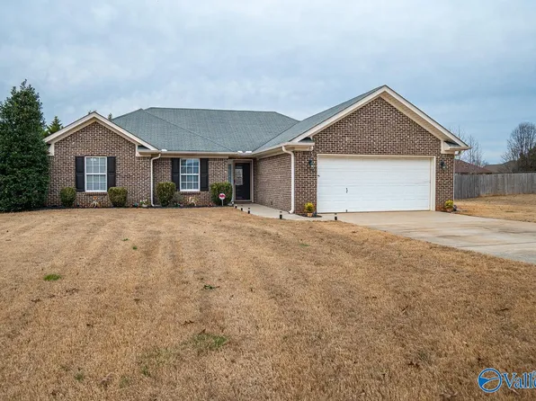 361 Robinson Rd, Huntsville, AL 35811