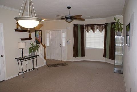 4th image of 374 Pine Hill Pl