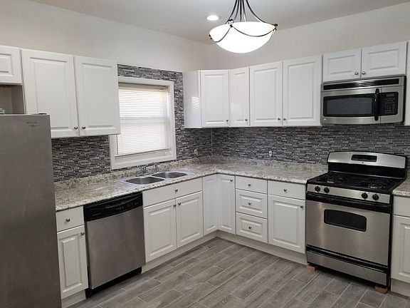 Side view of kitchen