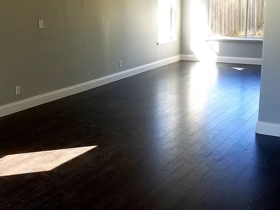 4th image of 1670 Las Brisas Dr