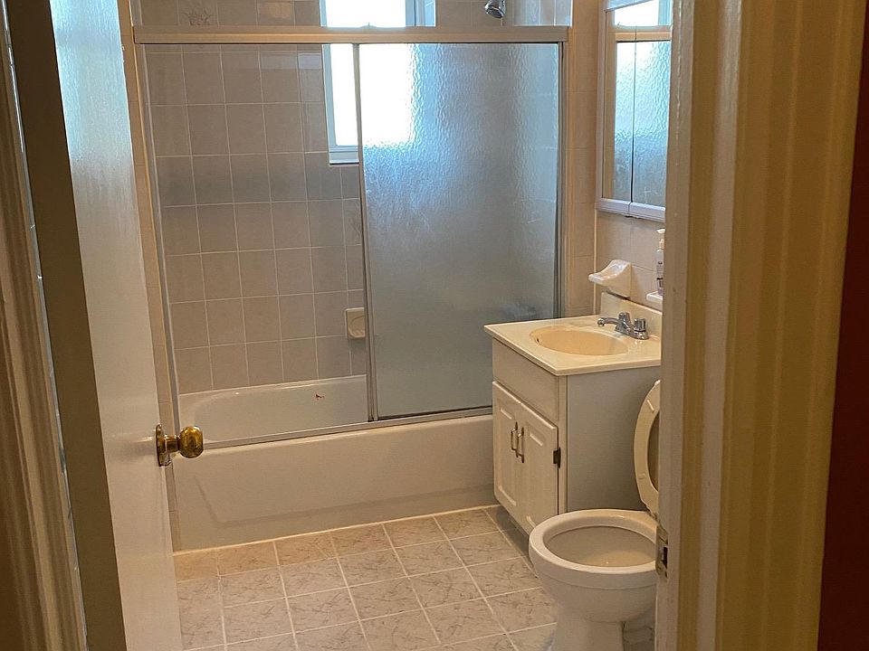 TILE BATHROOM