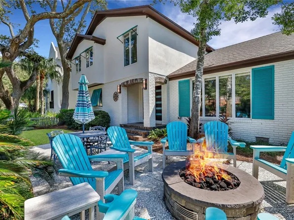 1626 Bruce Dr, Saint Simons Island, GA 31522