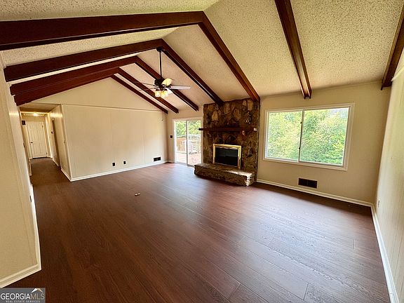 2nd image of 3636 Hardy Rd