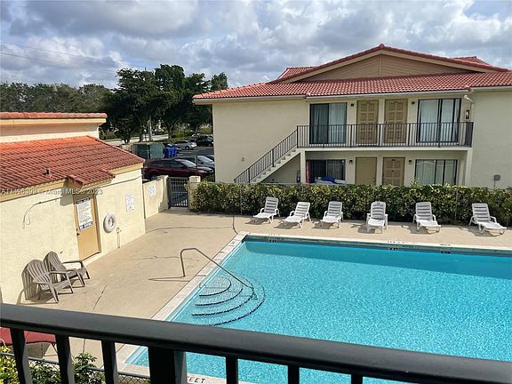 4th image of 11080 Royal Palm Blvd #8-7
