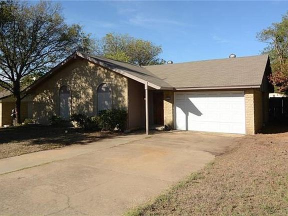 2nd image of 3505 Birchwood Ln