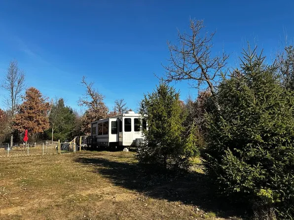 1156 Cottonville Ave, Friendship, WI 53934