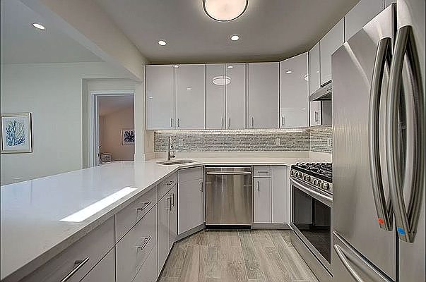 1st image of 20-10 36th St #2
