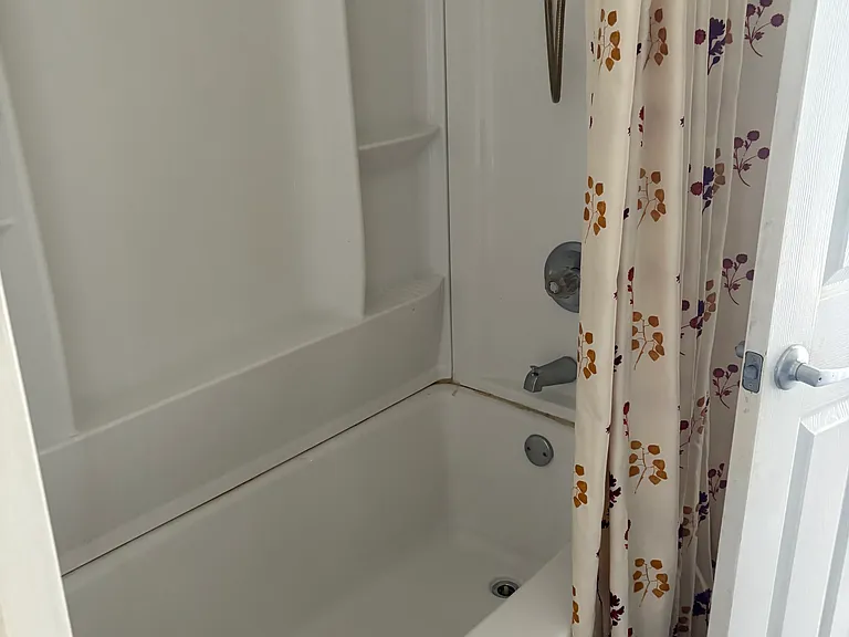 1320 Holyoke St — Photo 16