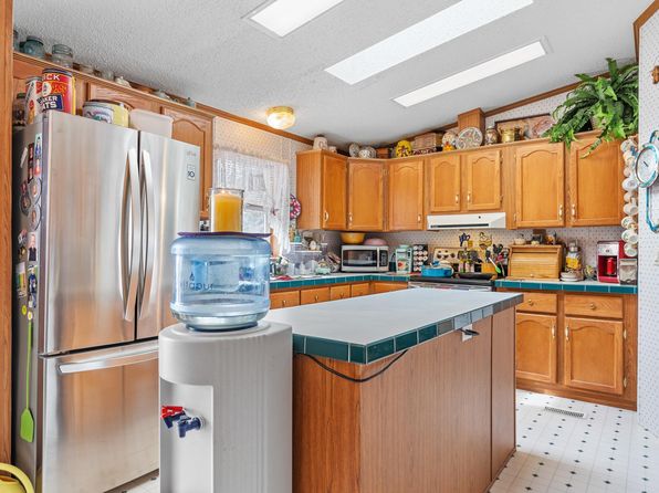 rapid-city-south-dakota-117827752 picture