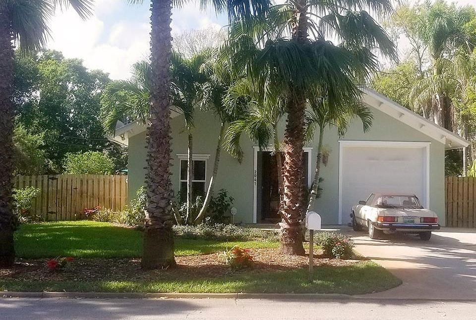 1st image of 2041 Delmar Ave