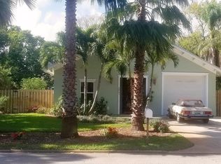 2041 Delmar Ave, Vero Beach, FL 32960