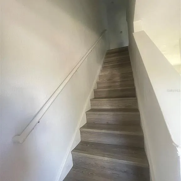 Savannah Wood Dr — Photo 31