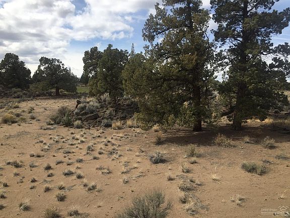 3rd image of 65675 Pronghorn Estates Dr
