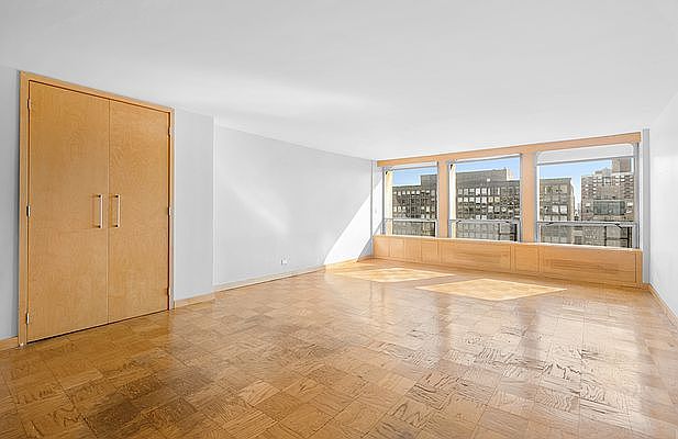 1st image of 300 E 33rd St APT 19C