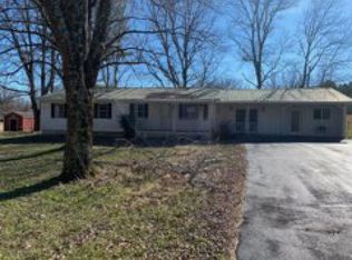 380 Roy Davis Rd, Pinson, TN 38366
