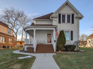 618 Woodward St, Beecher, IL