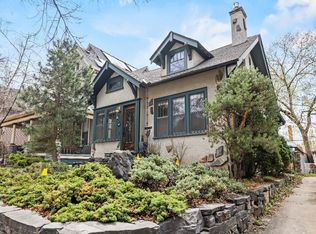 880 Osceola Ave, Saint Paul, MN 55105