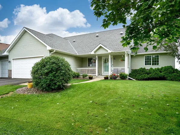 12426 Chesholm Ln, Eden Prairie, MN 55347