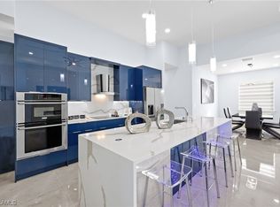 2904 NW 9th St, Cape Coral, FL 33993