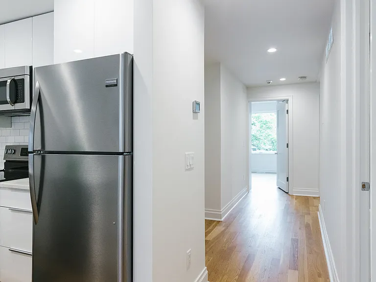 339 Hoyt St #A — Photo 5