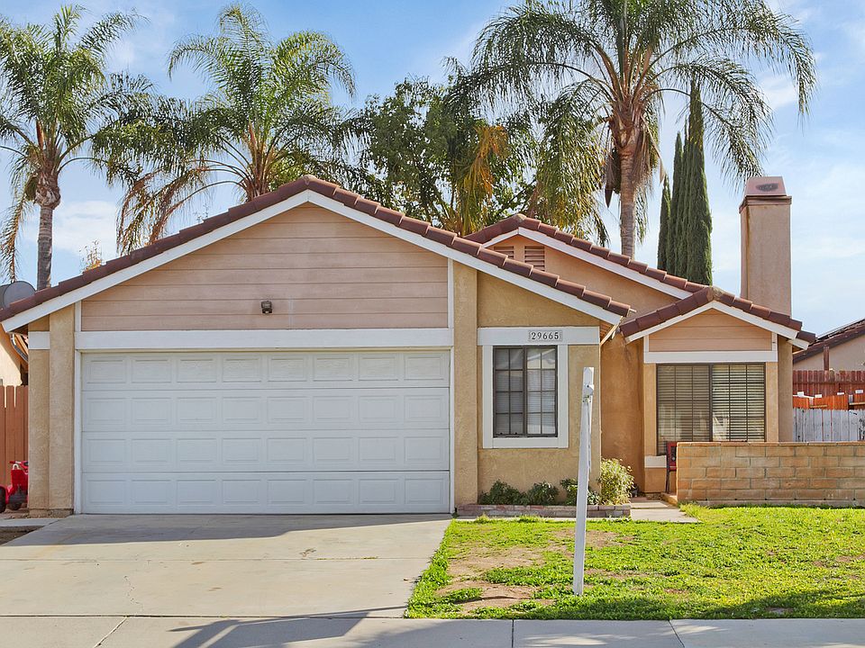 1st image of 29665 Woodlands Ave