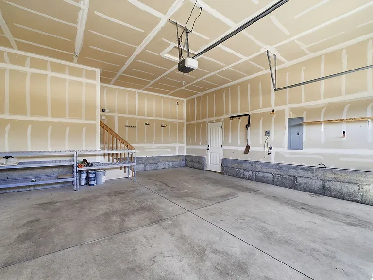 13802 Windrush Dr — Photo 25