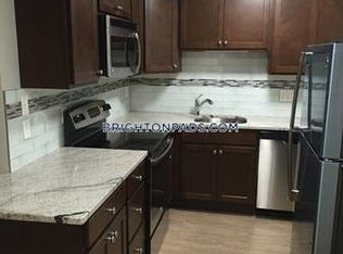 15 Leicester St APT 1F, Boston, MA 02135