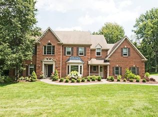 323 Olde Chapel Trl, Pittsburgh, PA 15238