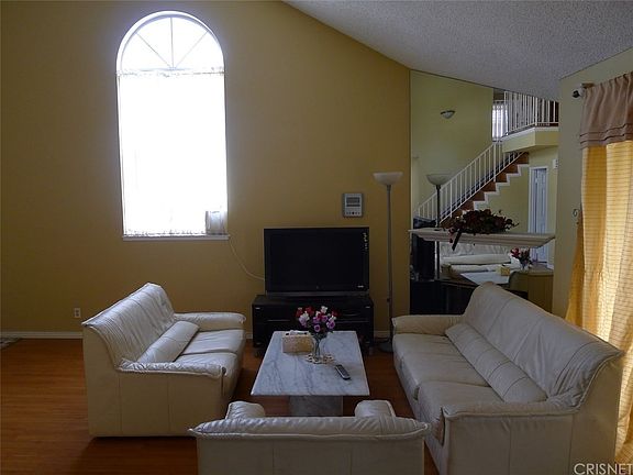 3rd image of 811 E Mabel Ave #B