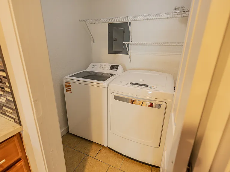 4906 Barkbridge Trl — Photo 12
