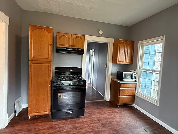2nd image of 3401 Natchez Ave Unit 1